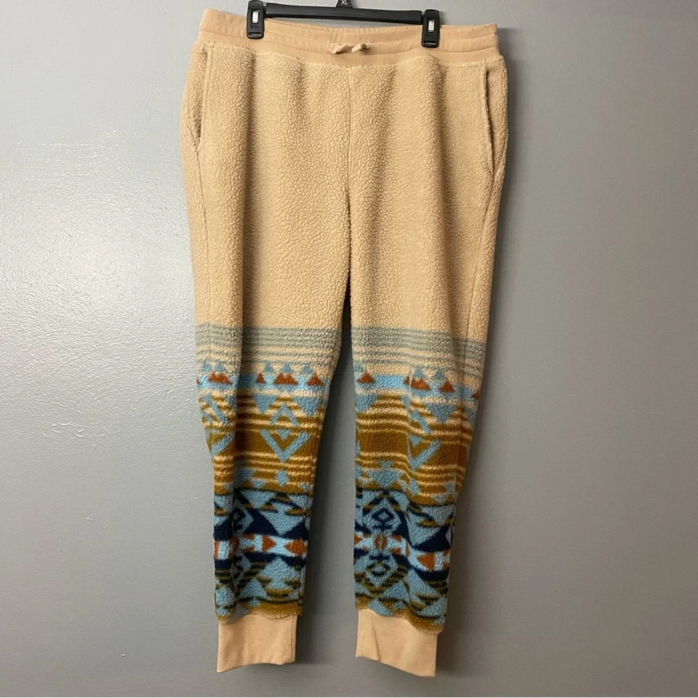 Sun + Stone Sherpa tracksuit set - Tan - Picture 5 of 11